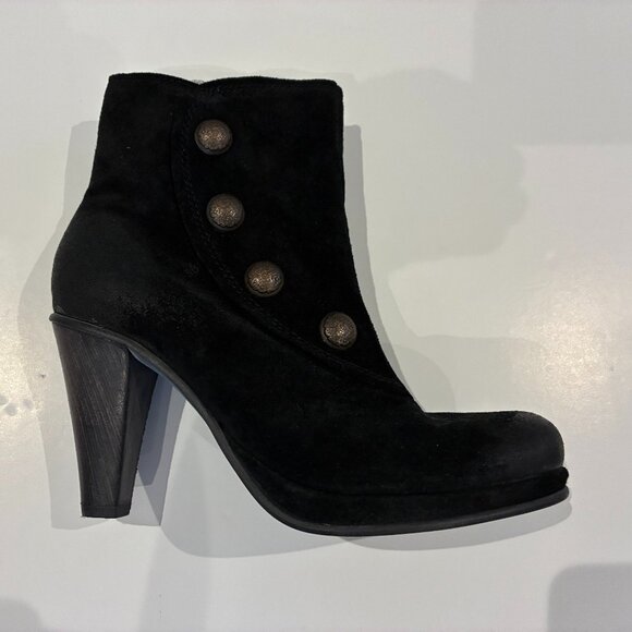 DKODE BLACK SUEDE HIGH HEEL BOOT - Picture 1 of 2